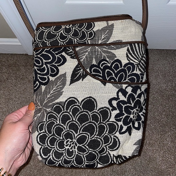 Danny K tan canvas bag with black flowers and brown piping. Never used! - Picture 1 of 2